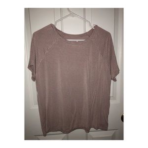 American Eagle tshirt